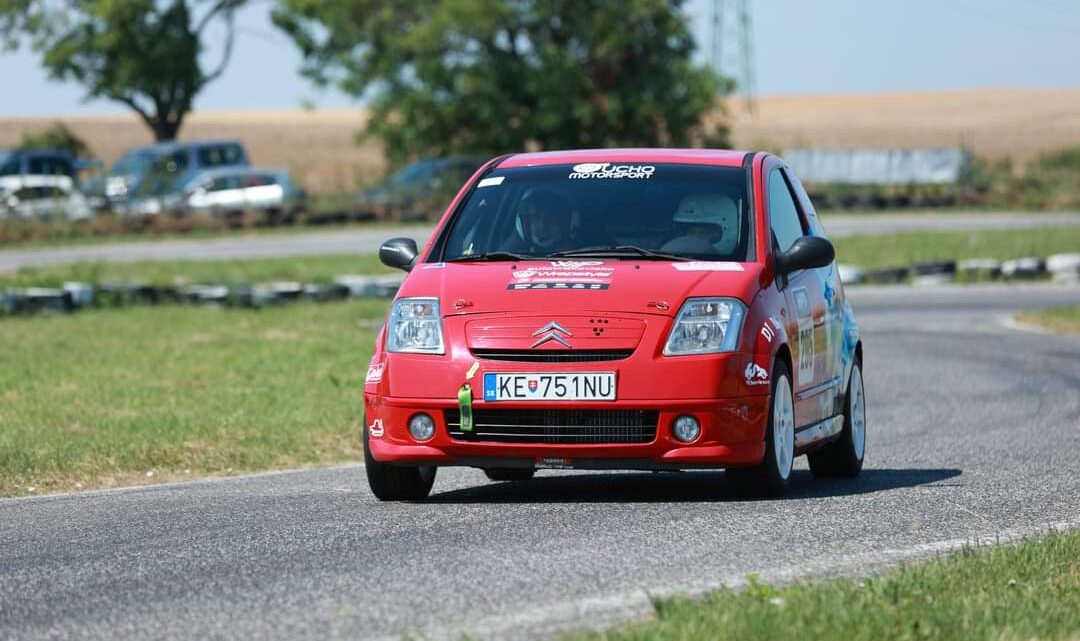 Sebastian získal dva poháre na autoslalomShow Cup Trebatice.