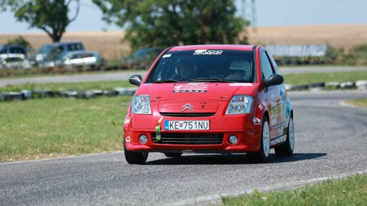 Sebastian získal dva poháre na autoslalomShow Cup Trebatice.